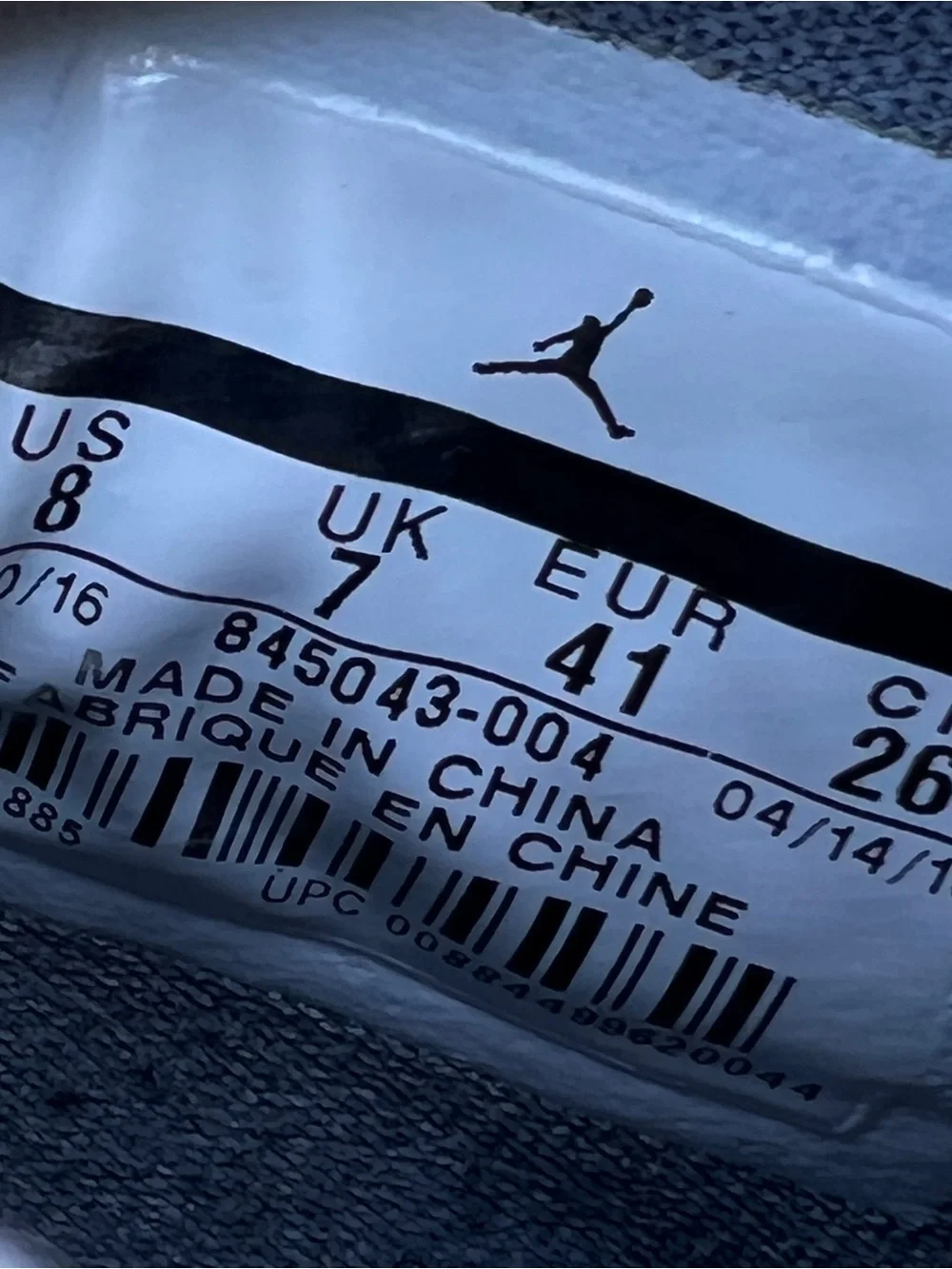 CLEAN Air Jordan size 8 Mens Clutch Grey Casual Shoes
